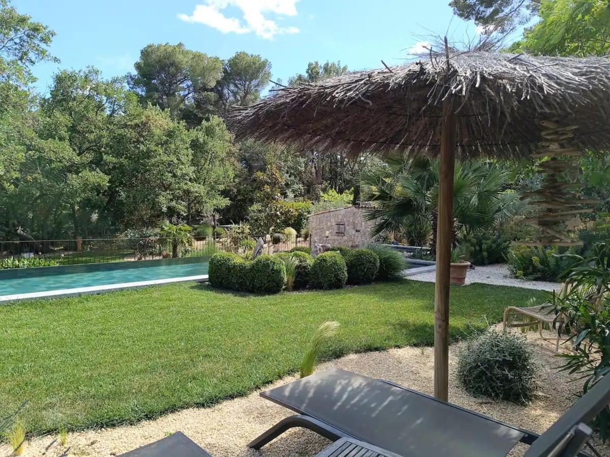L'Autre Perle, Balneo En Supplement, Le Clos Des Perles Tourtour Exterior foto